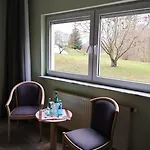 Seehotel Luisenhof فندق Falkenhagen (Markisch-Oderland)