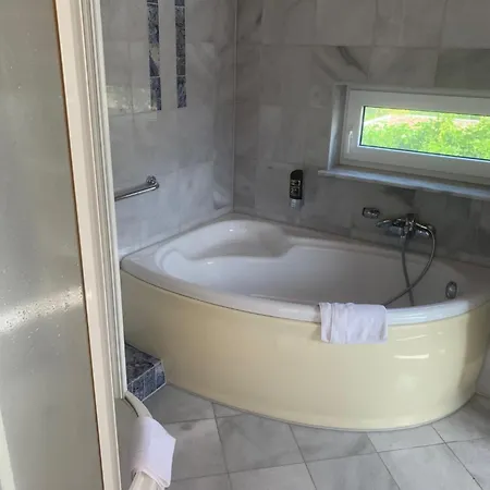 Hotel Seehotel Luisenhof 3*