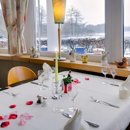 Seehotel Luisenhof Falkenhagen (Markisch-Oderland)