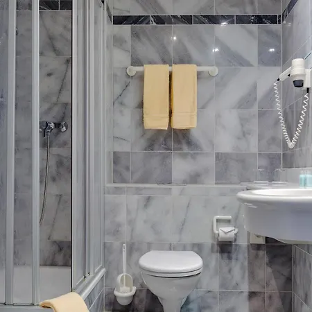 Seehotel Luisenhof Hotel Falkenhagen (Markisch-Oderland)