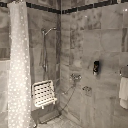 Seehotel Luisenhof Falkenhagen (Markisch-Oderland)