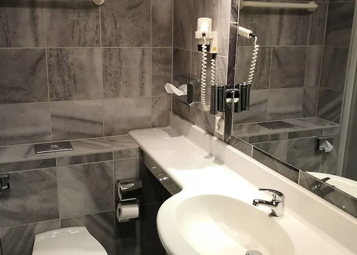 Seehotel Luisenhof Falkenhagen (Mark)